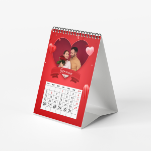 Calendario da Tavolo 2026 Personalizzabile con 12 Foto | Formato 12×15 cm | Rilegatura a Spirale | Design Romantico e Moderno | Ideale per Coppie, Famiglia o Amici | (Cuore Rosso Passione)